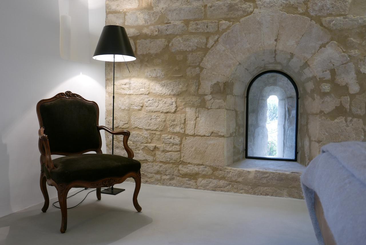 Bed and Breakfast Tour Sarrazine De Montaren Экстерьер фото